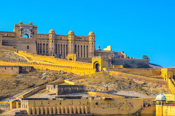Royal culture, forts & desert experiences